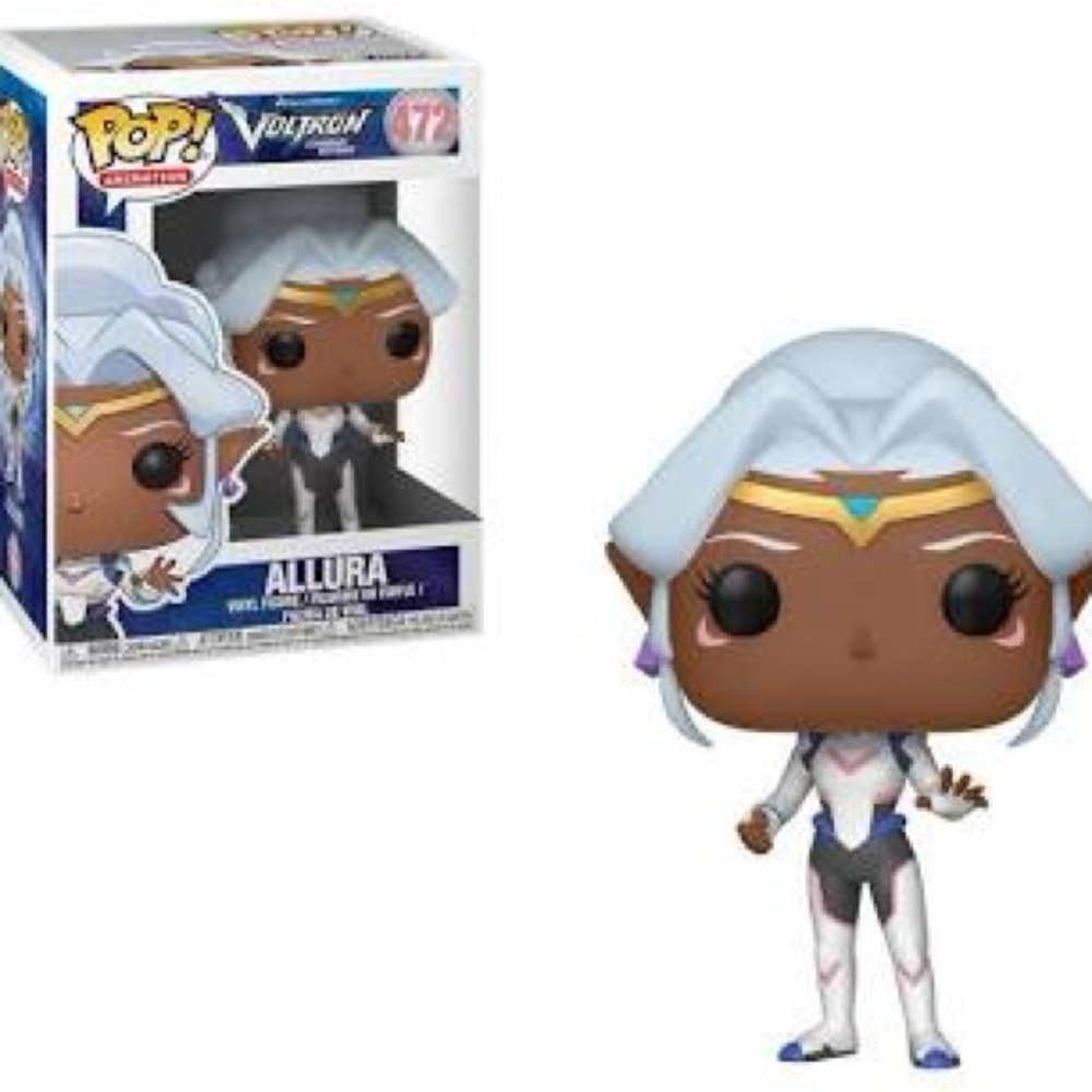 Voltron Allura Vinyl Figure